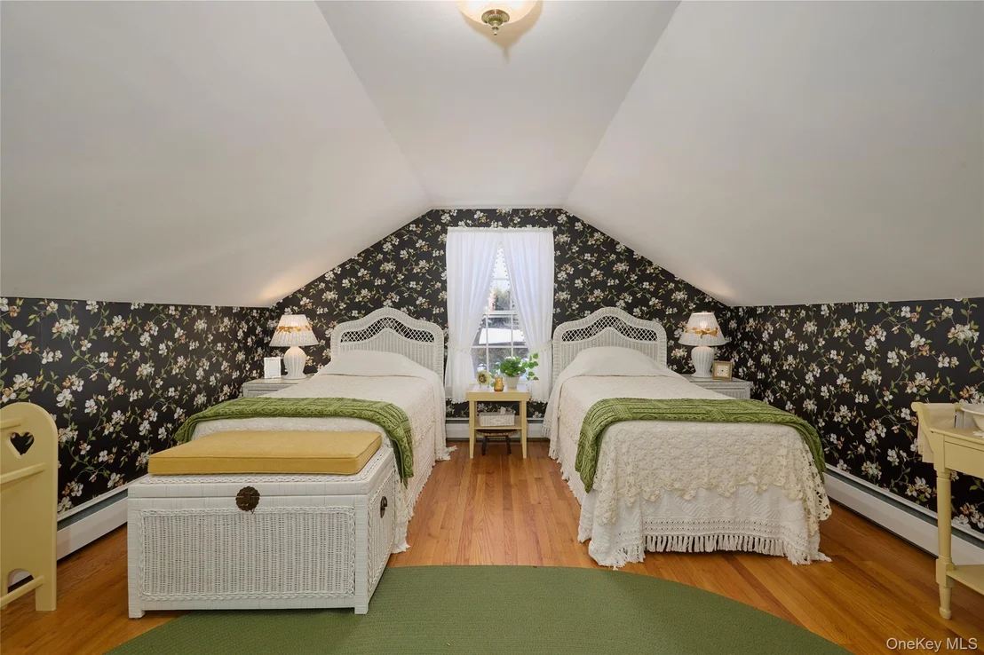 Photo of 9 Rosalind Road