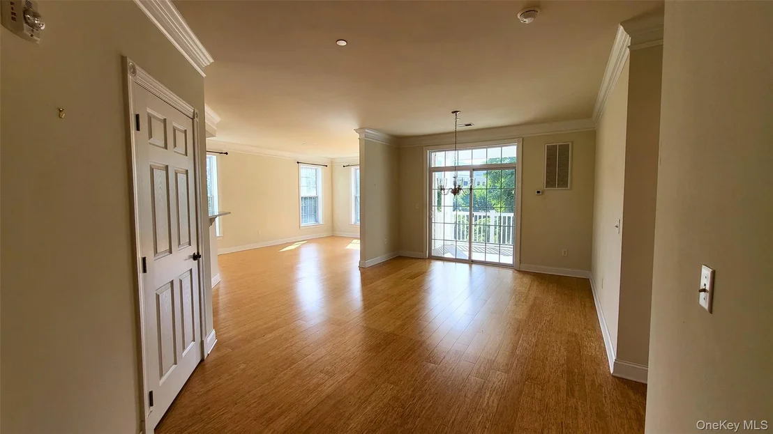 Photo of 621 Regency Drive
