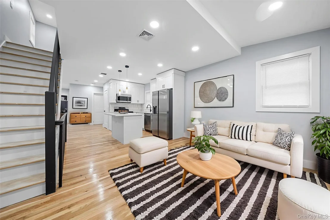 Photo of 16 Laurel Avenue