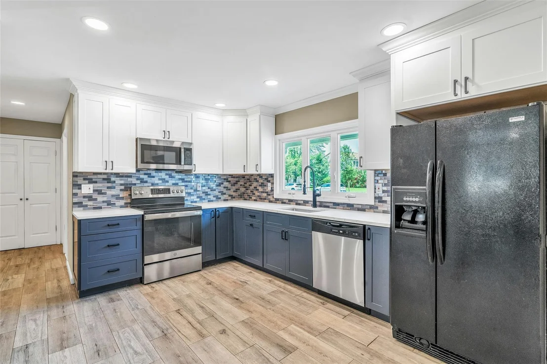 Photo of 246 Willowood Drive