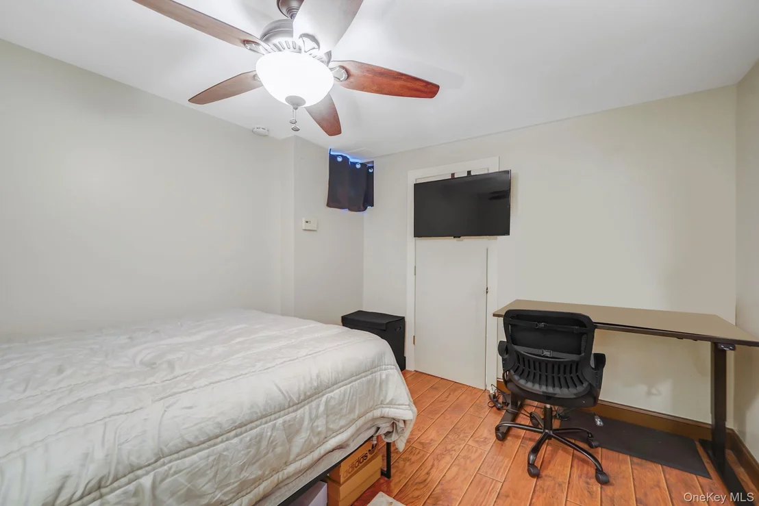 Photo of 200 Southern Boulevard