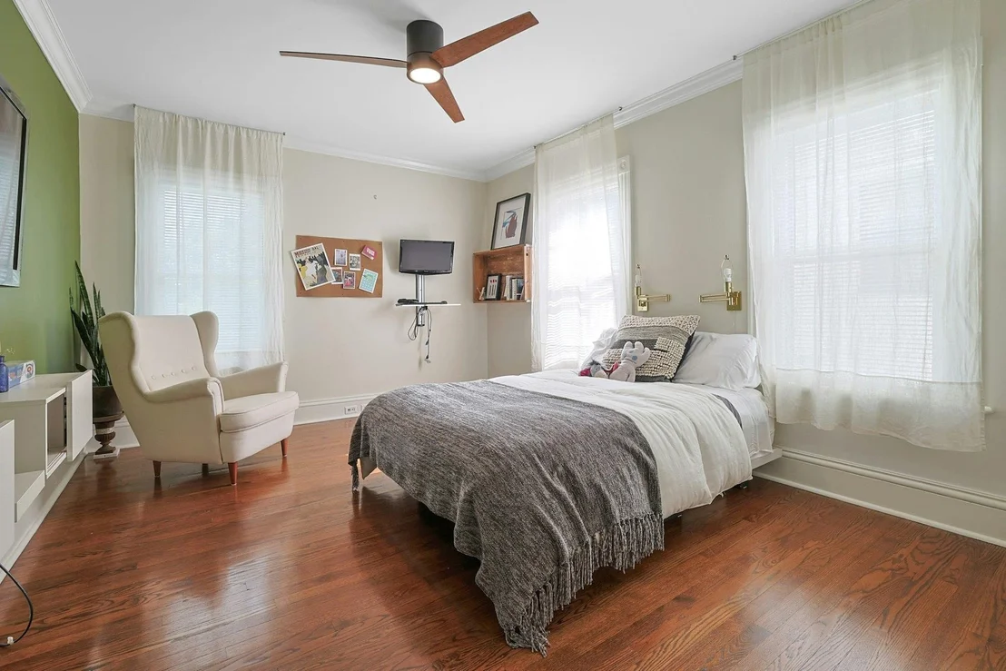 Photo of 1104 Elm Street