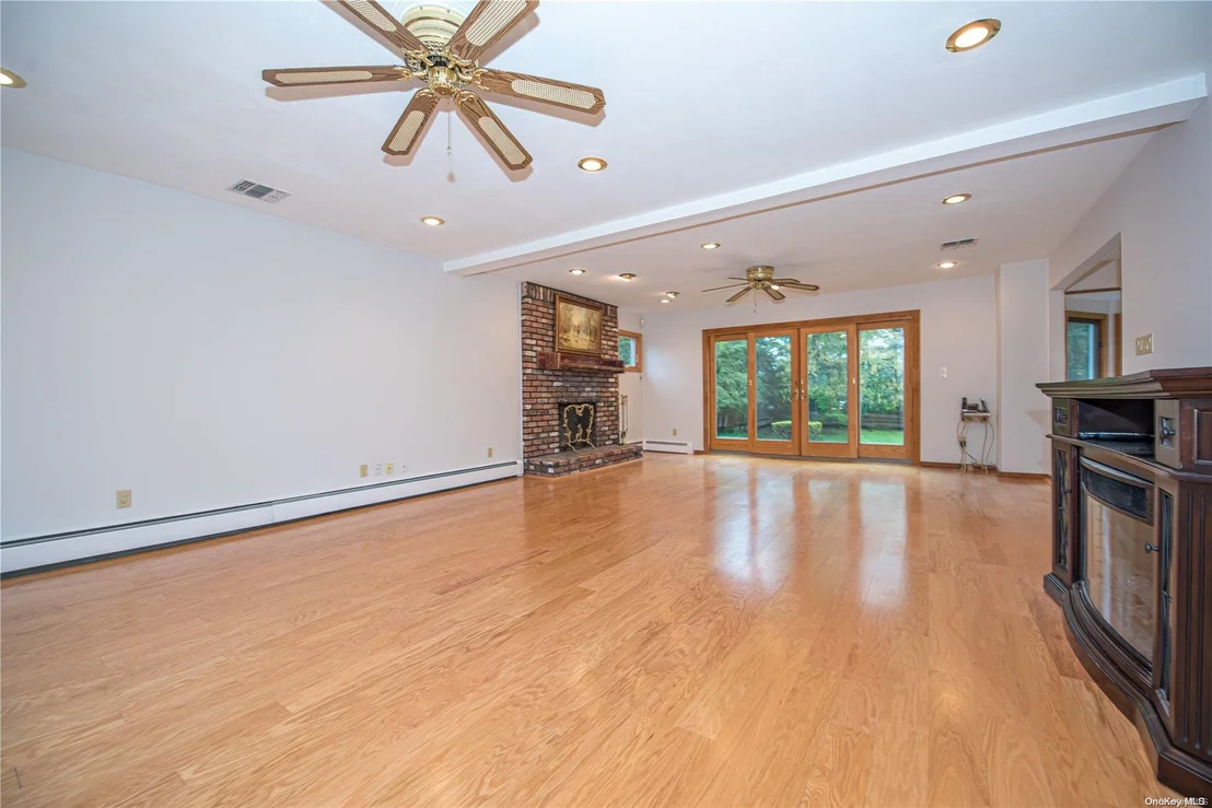 Photo of 70 Steven Place