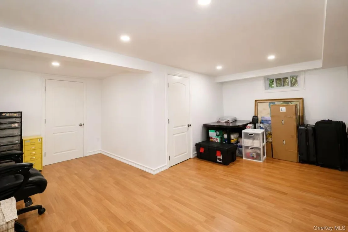 Photo of 54 Magnolia Lane