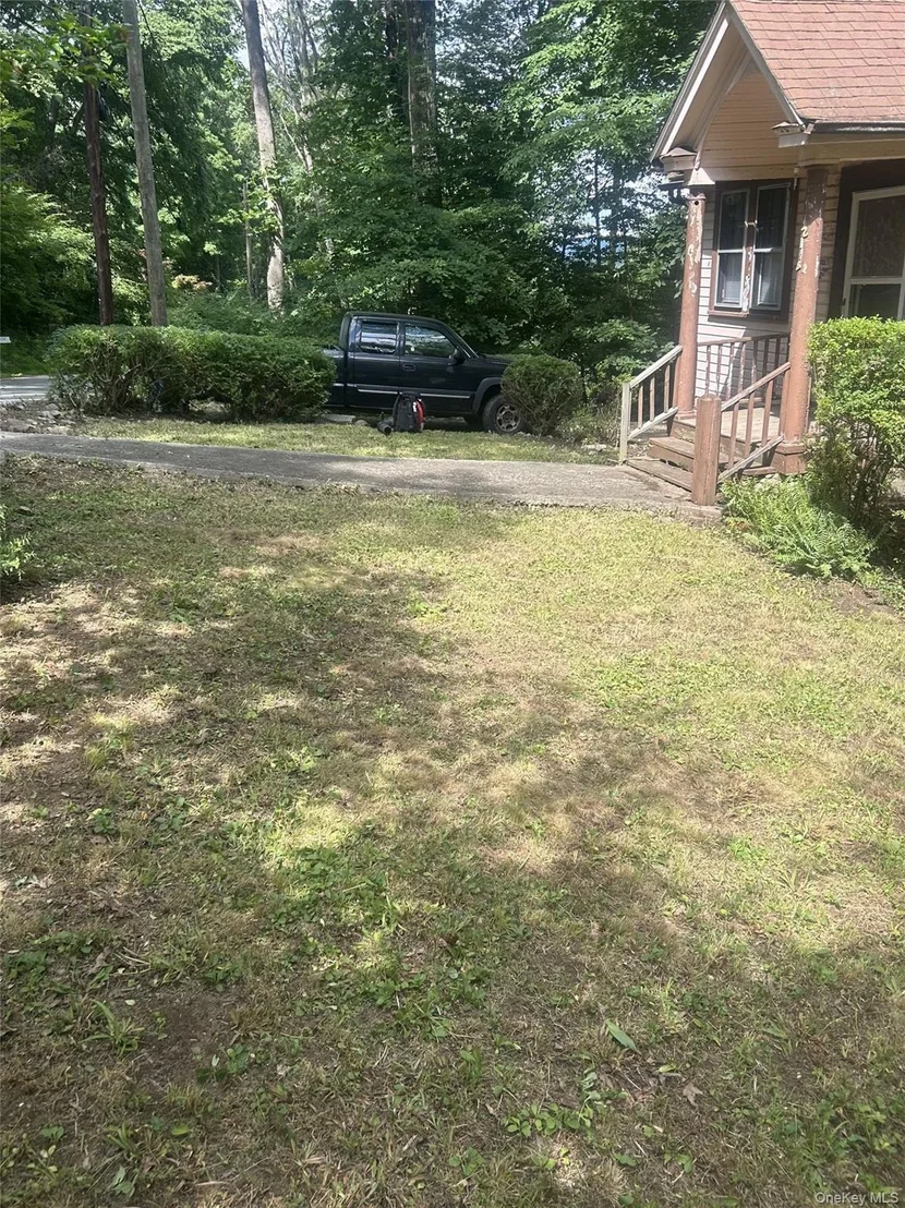 Photo of 214 Walnut Road