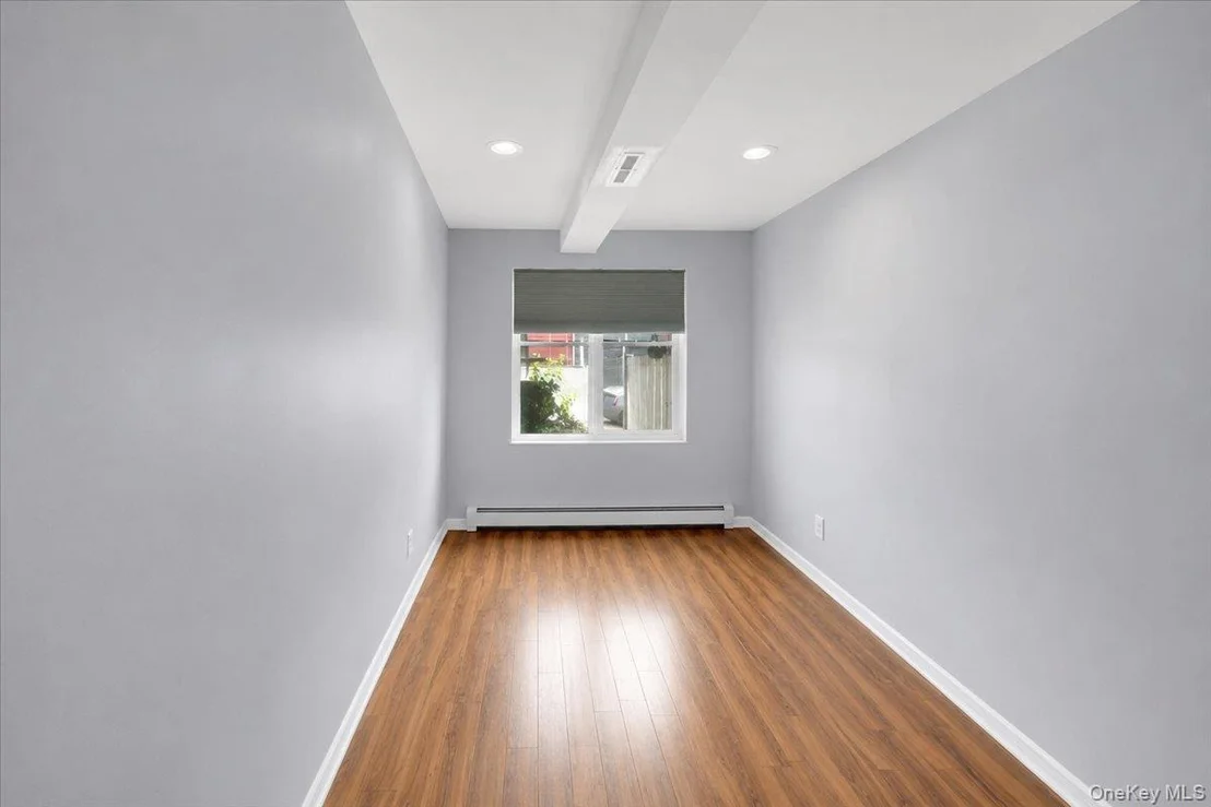 Photo of 227 Calhoun Avenue