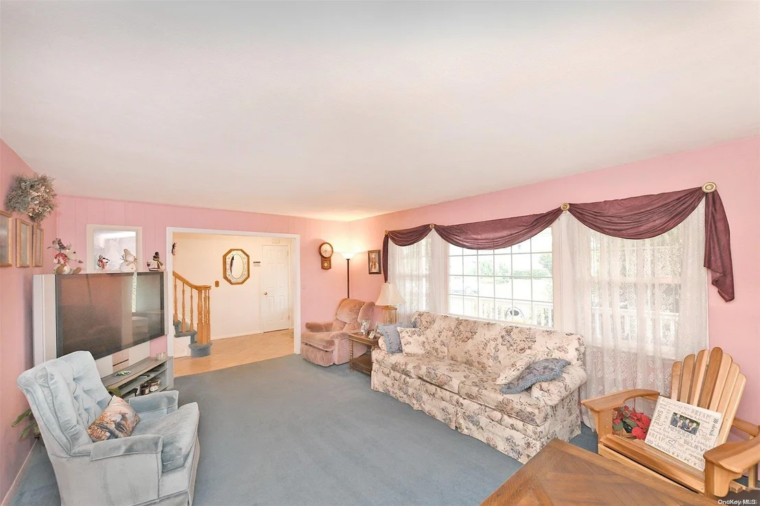 Photo of 21 Colgate Drive