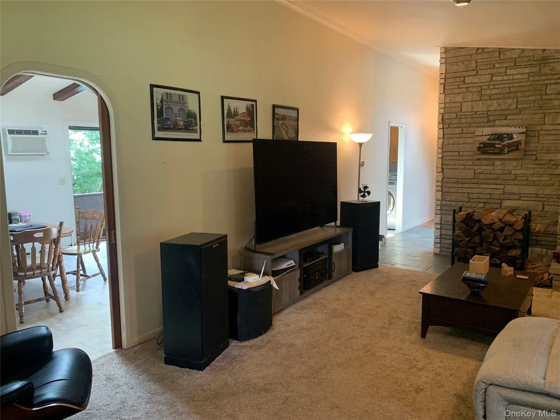 Photo of 58 Ireland Drive