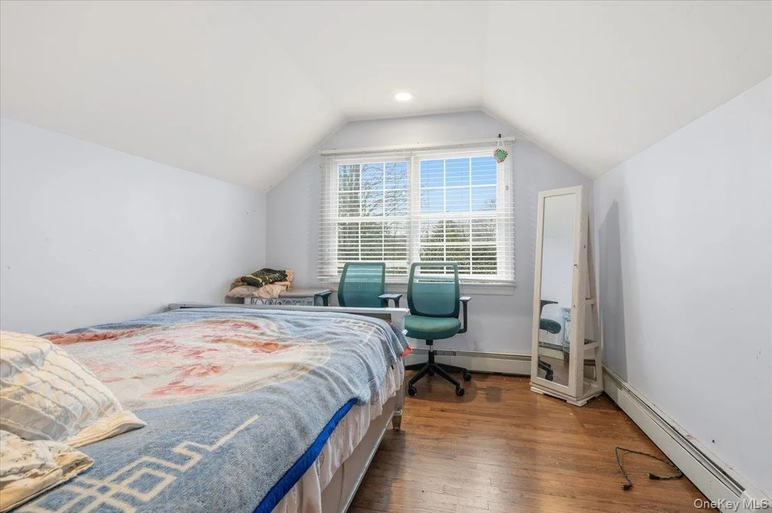 Photo of 21 Astor Avenue