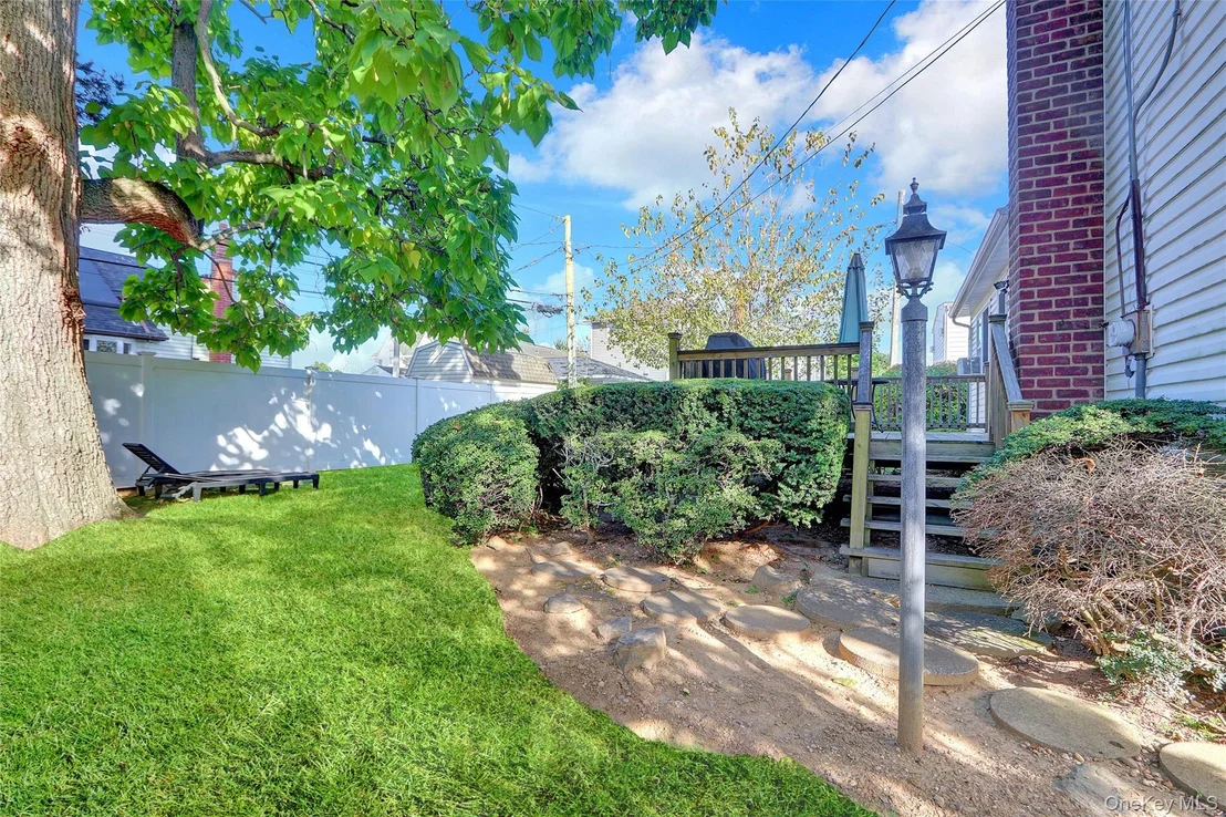 Photo of 60 Elizabeth Drive