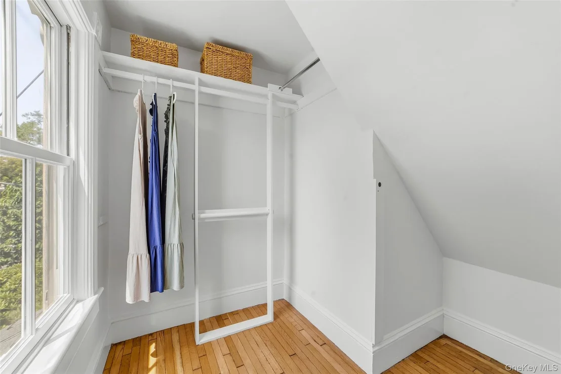 Photo of 215 Walnut Street