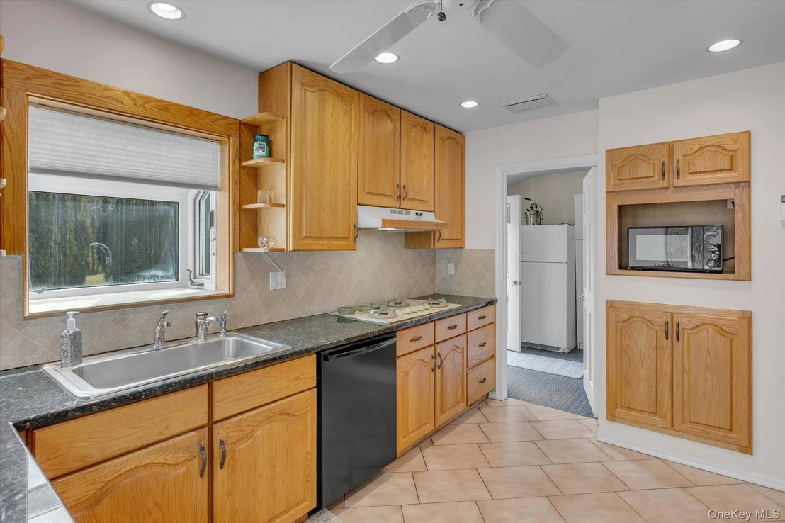 Photo of 1 Somner Drive