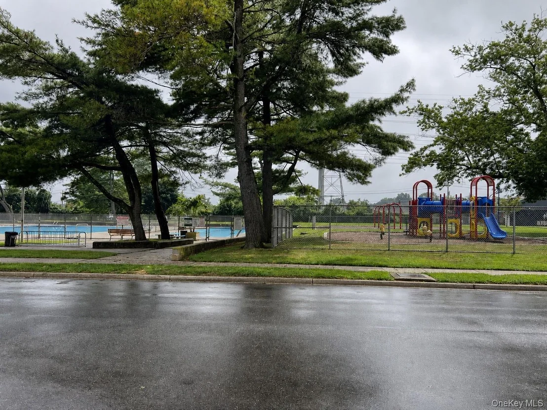 Photo of 107 Azalea Road