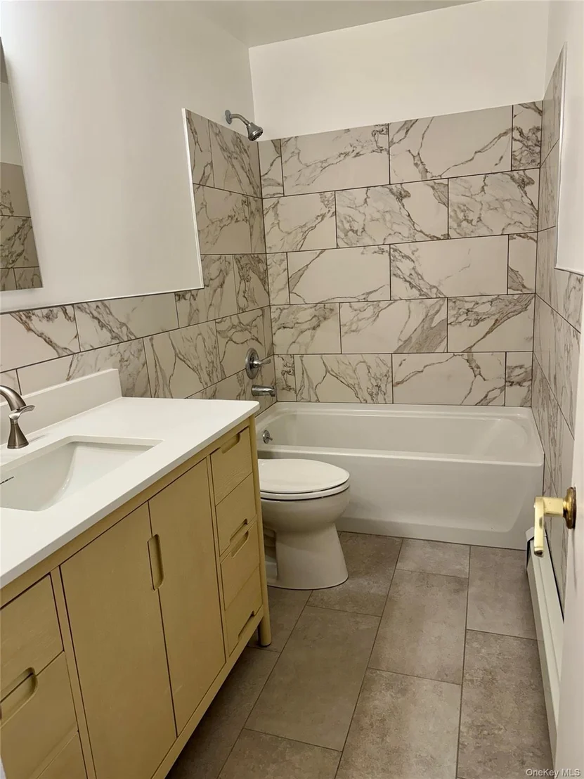 Photo of 206 Chrystal Drive