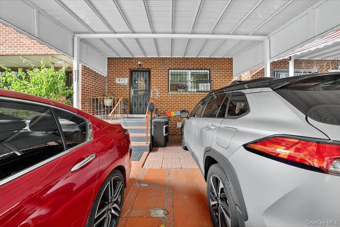 Photo of 917 Fox Street