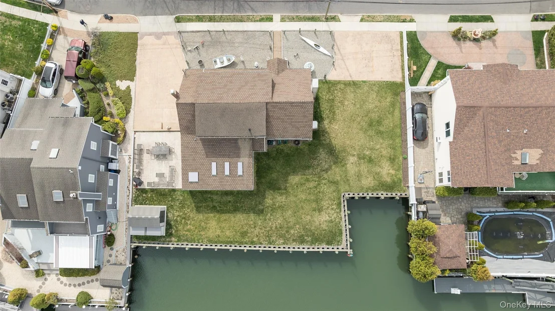 Photo of 3414 Riverside Drive