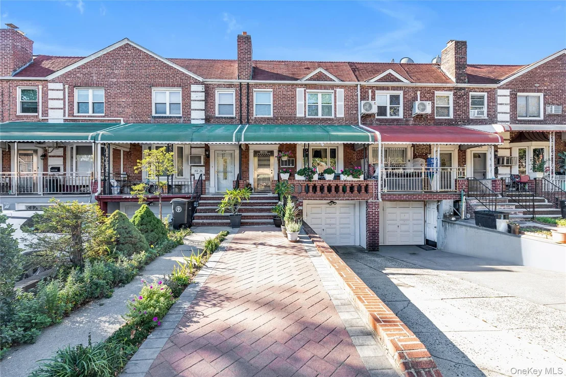 Photo of 142-24 61st Road
