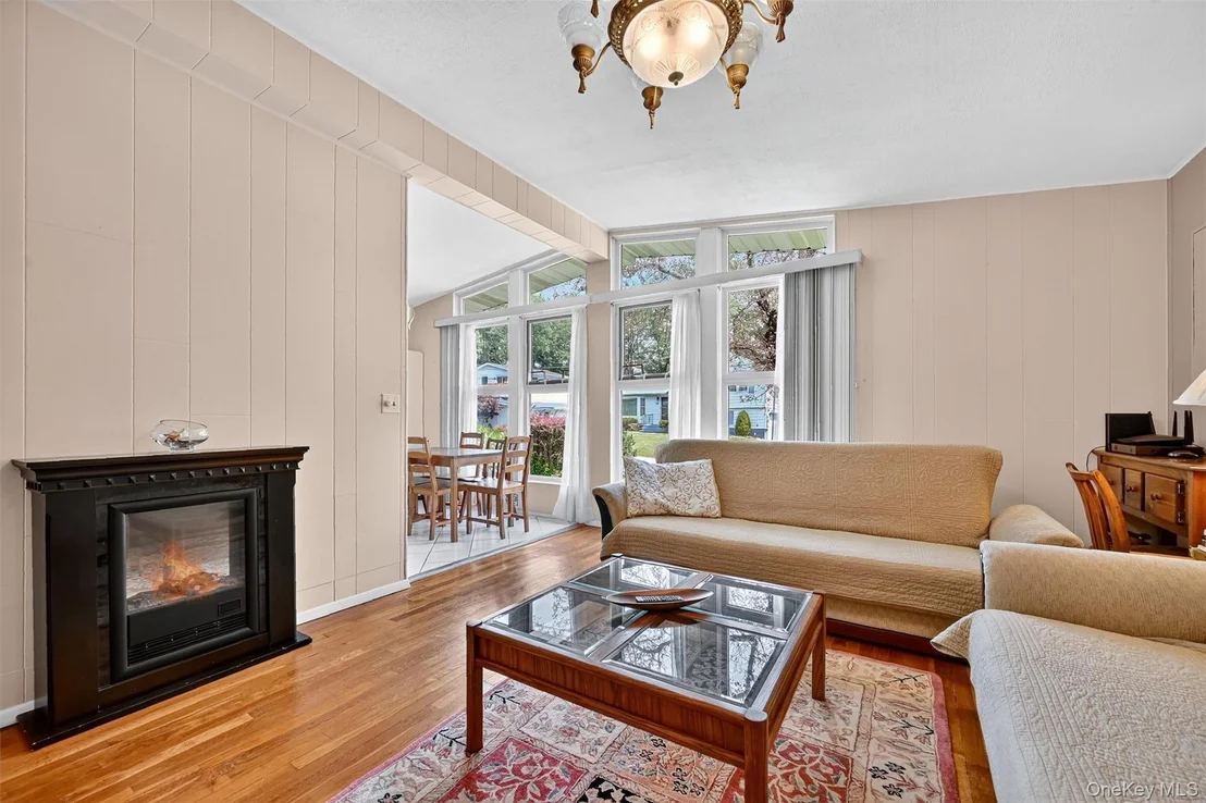 Photo of 25 Crescent View