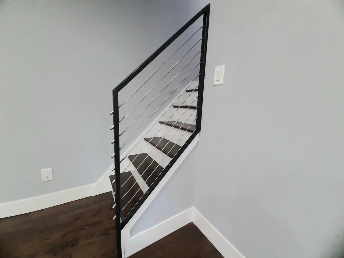 Photo of 495 Stanton Terrace