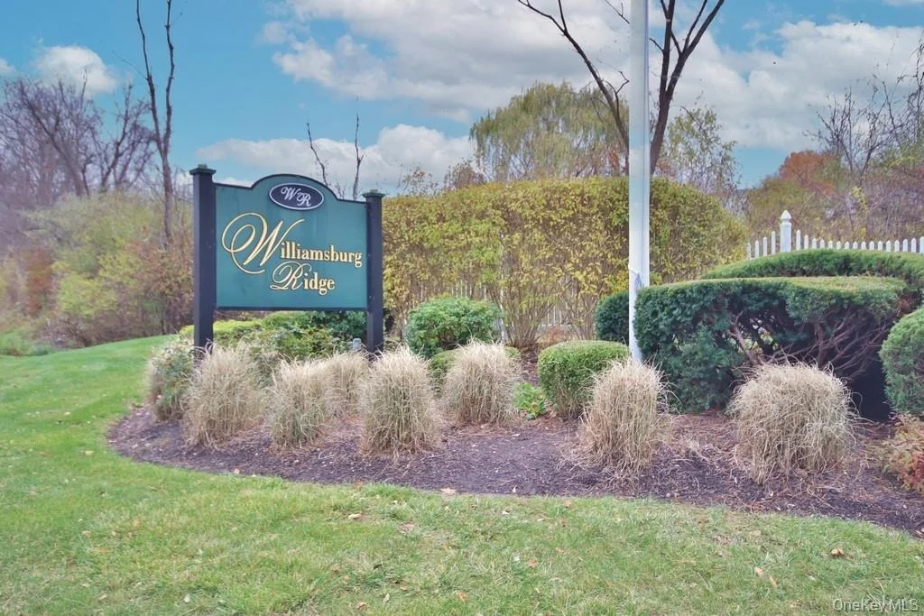 Photo of 902 Williamsburg Drive