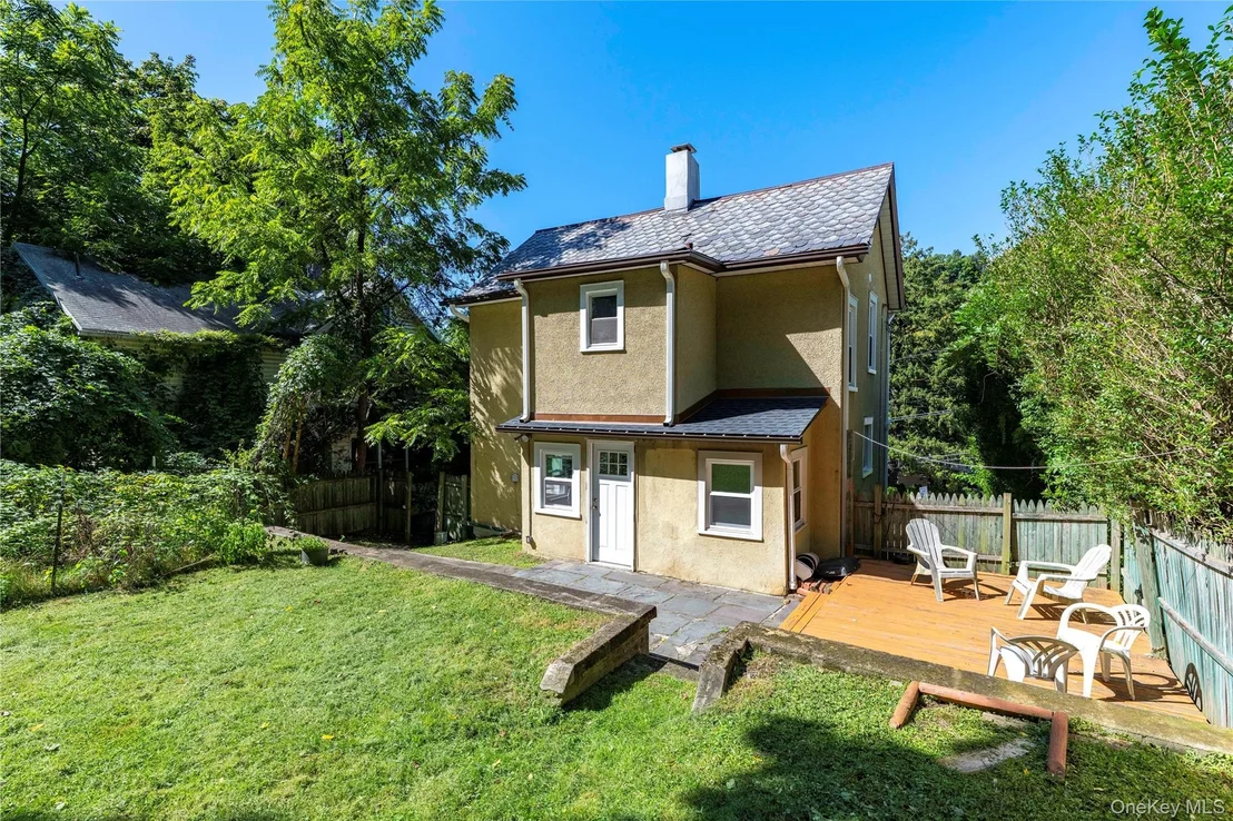 Photo of 1419 Park Street