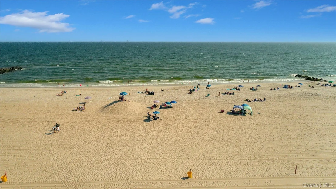 Photo of 879 Oceanfront