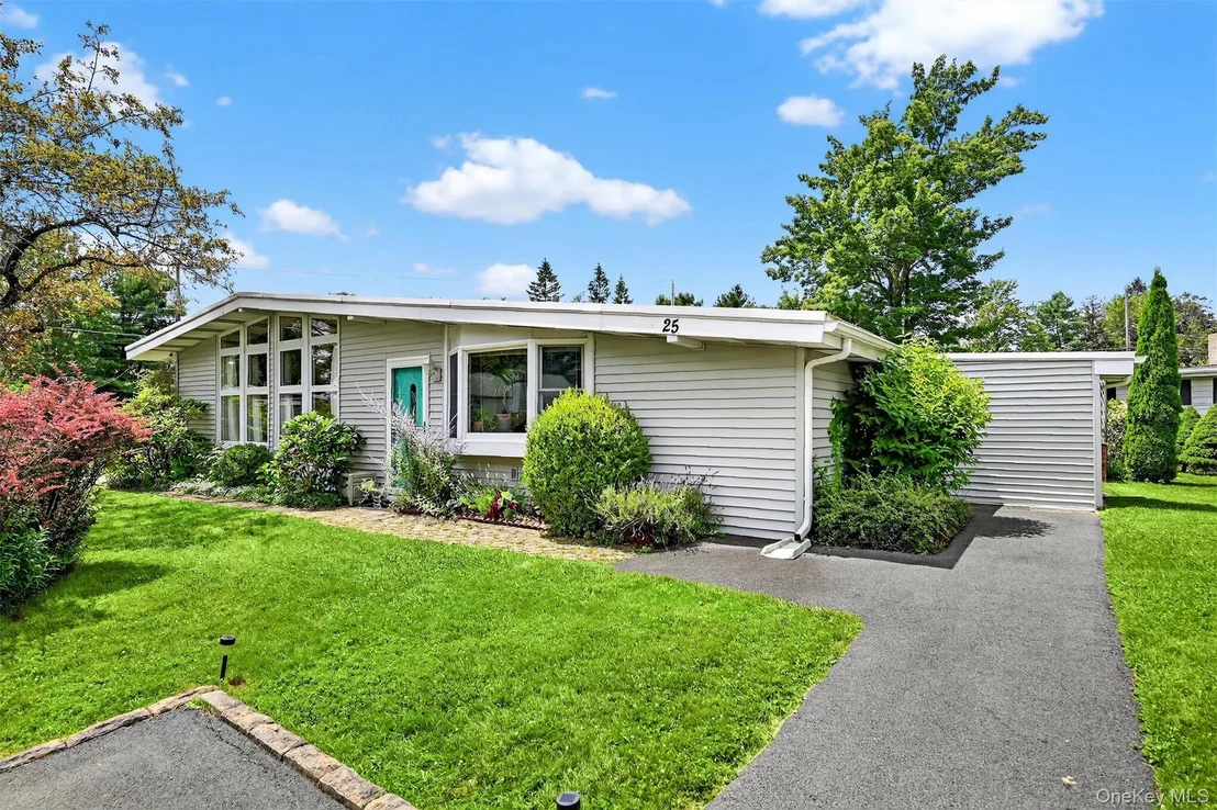 Photo of 25 Crescent View