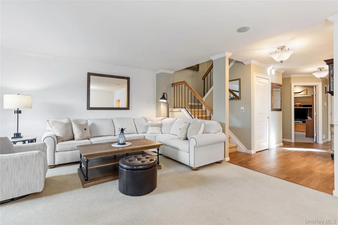 Photo of 17 Sutton Place