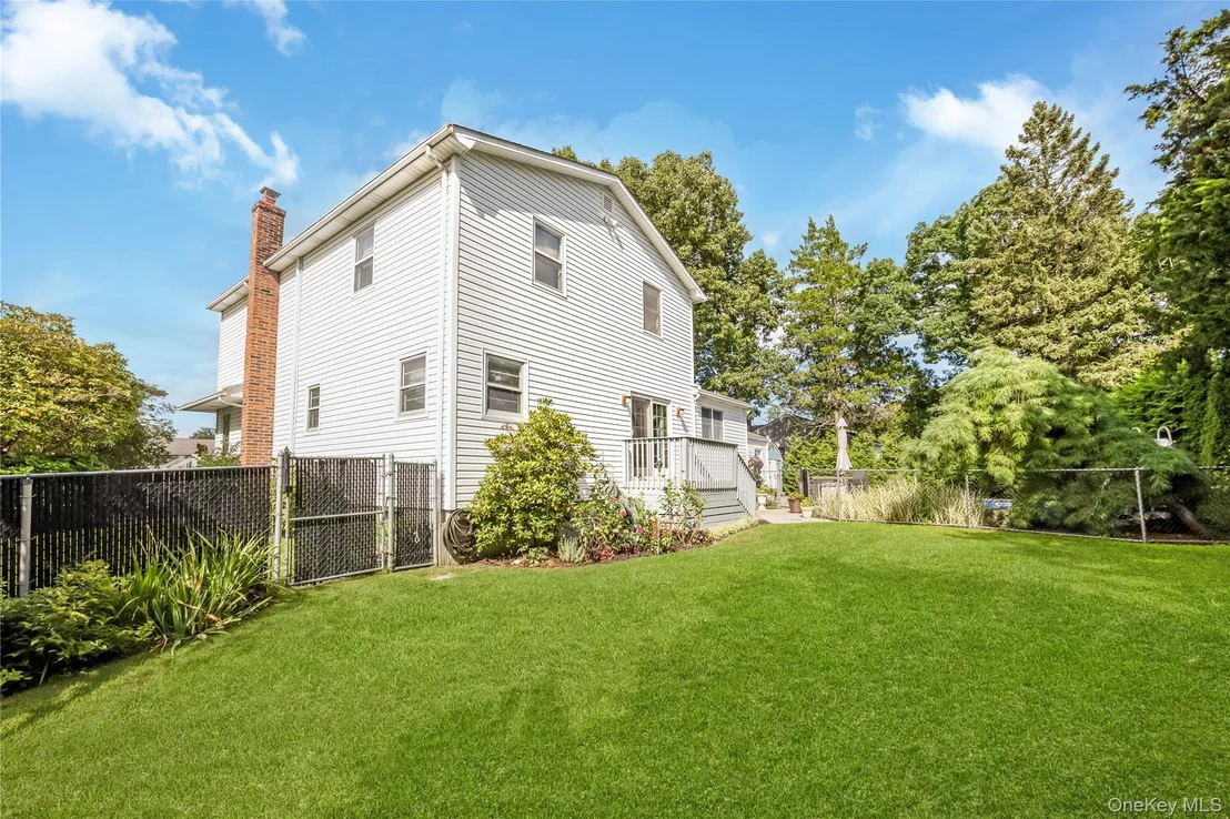 Photo of 60 Jaycox Avenue