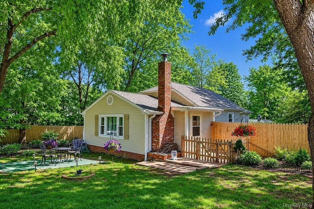 Photo of 4 Jerome Drive