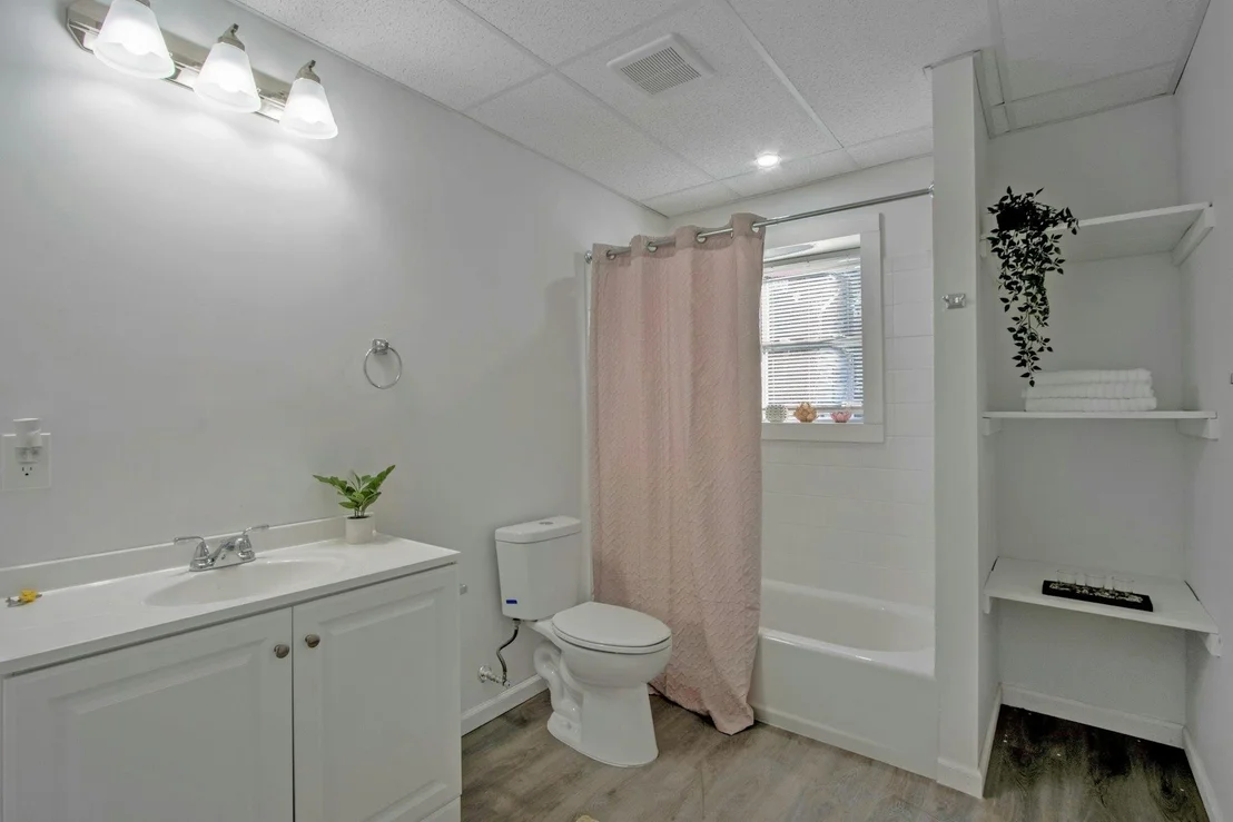 Photo of 325 Nelson Avenue