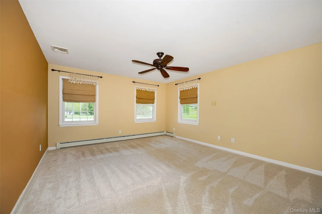 Photo of 76 Rockledge Drive