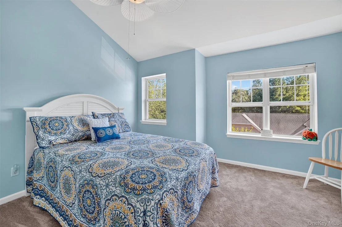 Photo of 527 Viewpoint Terrace