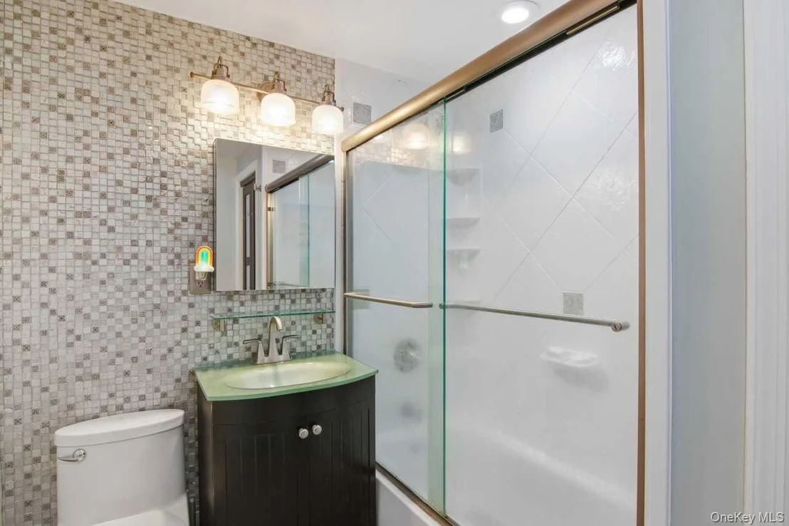 Photo of Unit 52 at 52 Brompton Road