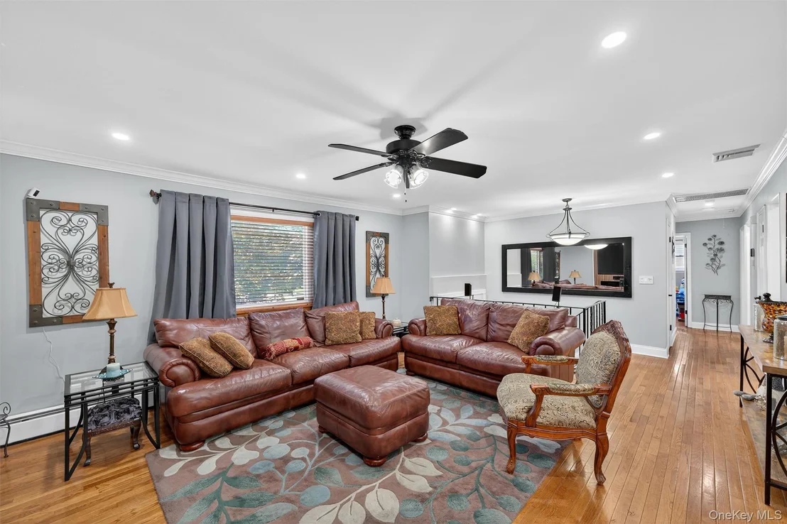 Photo of 95 Rolling Meadows Road