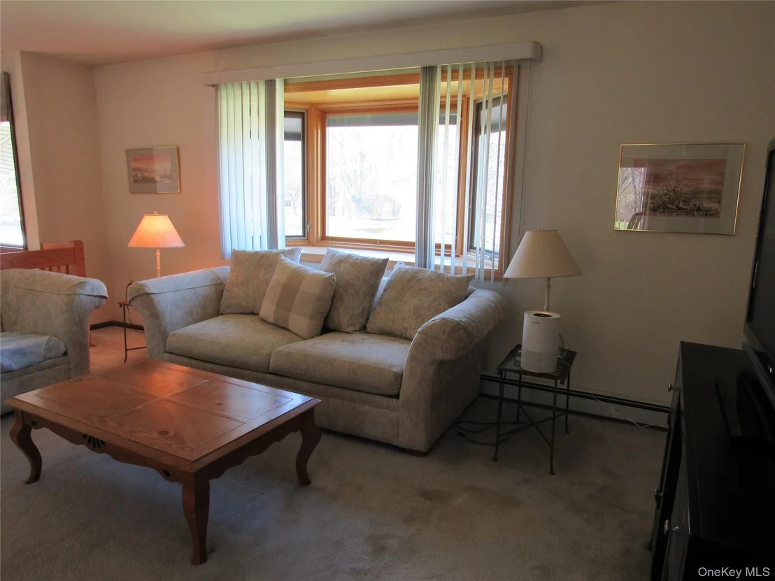 Photo of 5 Hillside Road