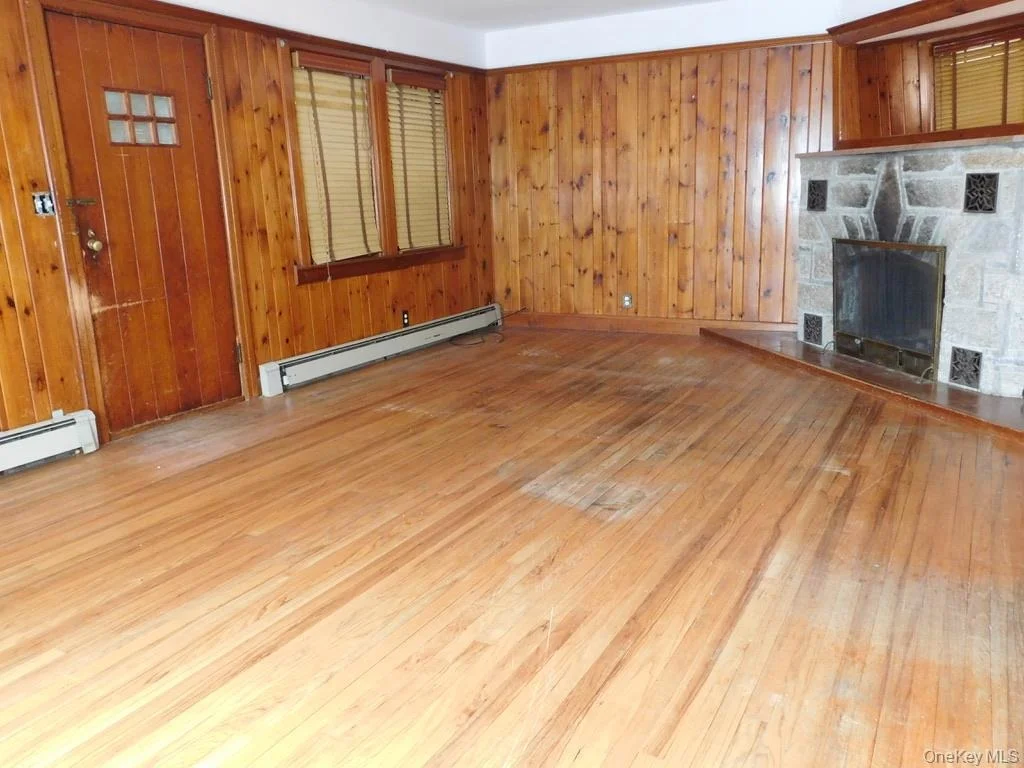 Photo of 219 Willow Drive