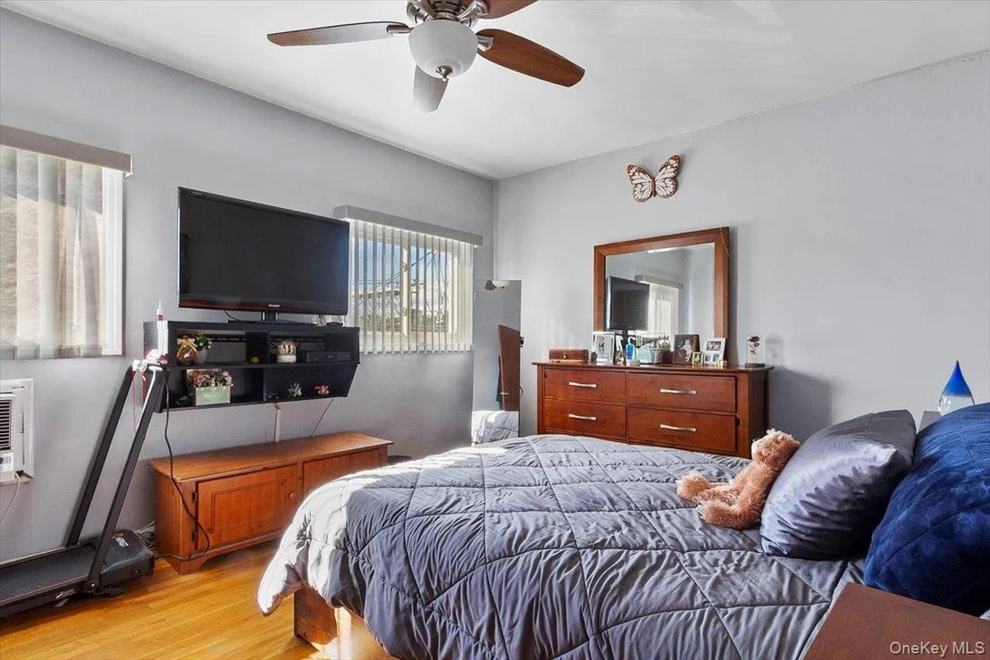 Photo of 1012 Vincent Avenue