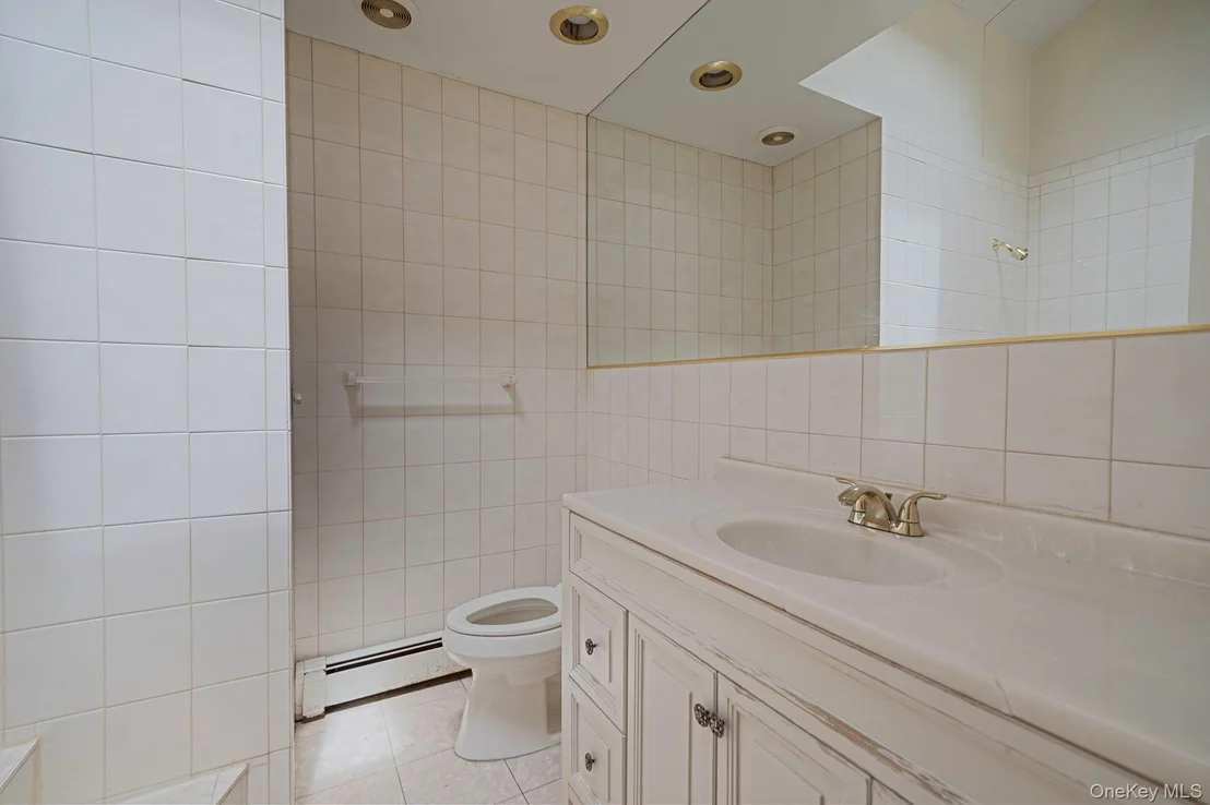 Photo of 61 Ledgewood Drive
