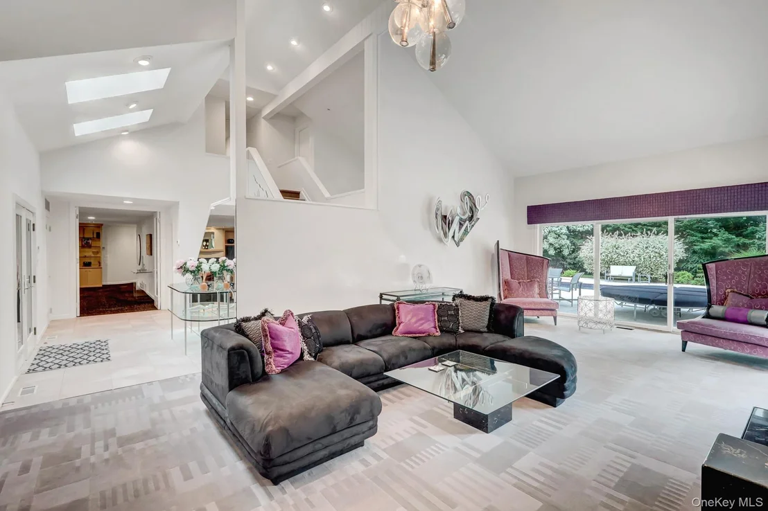 Photo of 9 Plume Grass Way