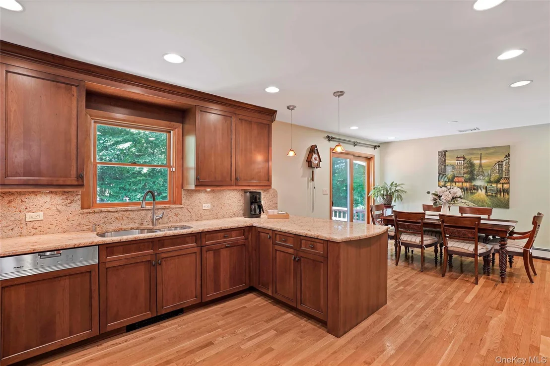 Photo of 2 Rochambeau Drive