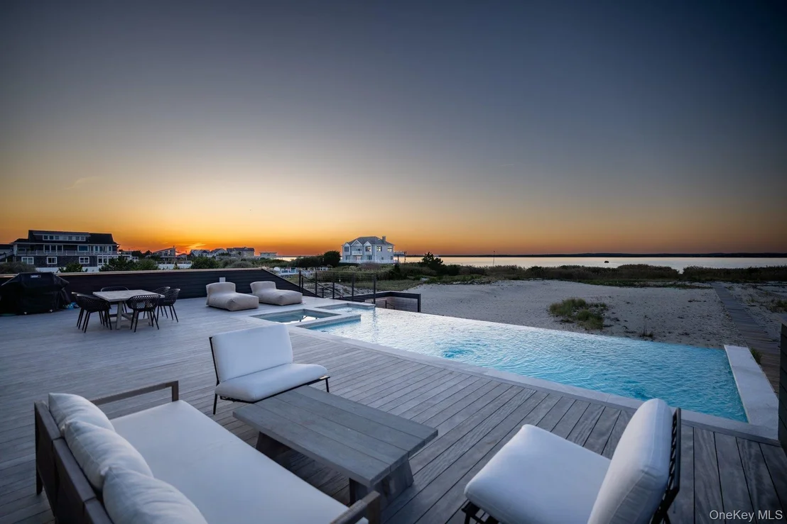 Photo of 780 Dune Road