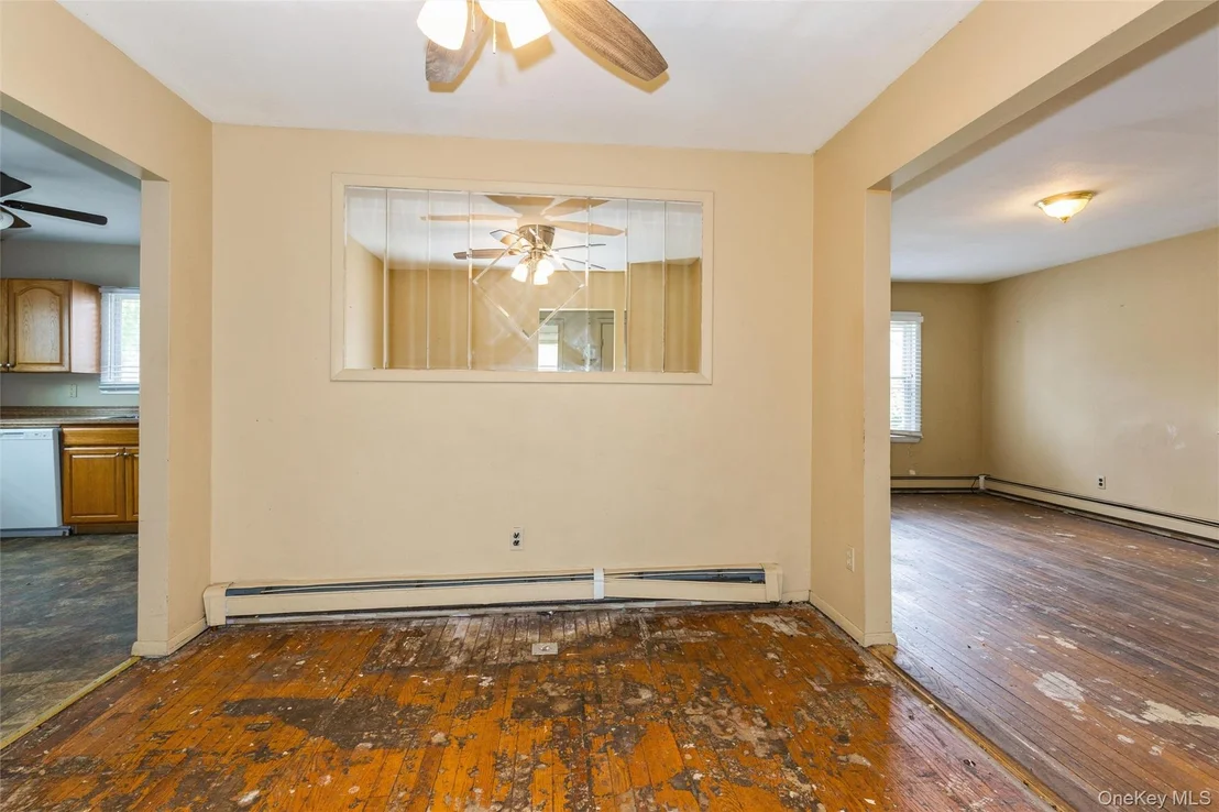 Photo of 23 S Summit Avenue