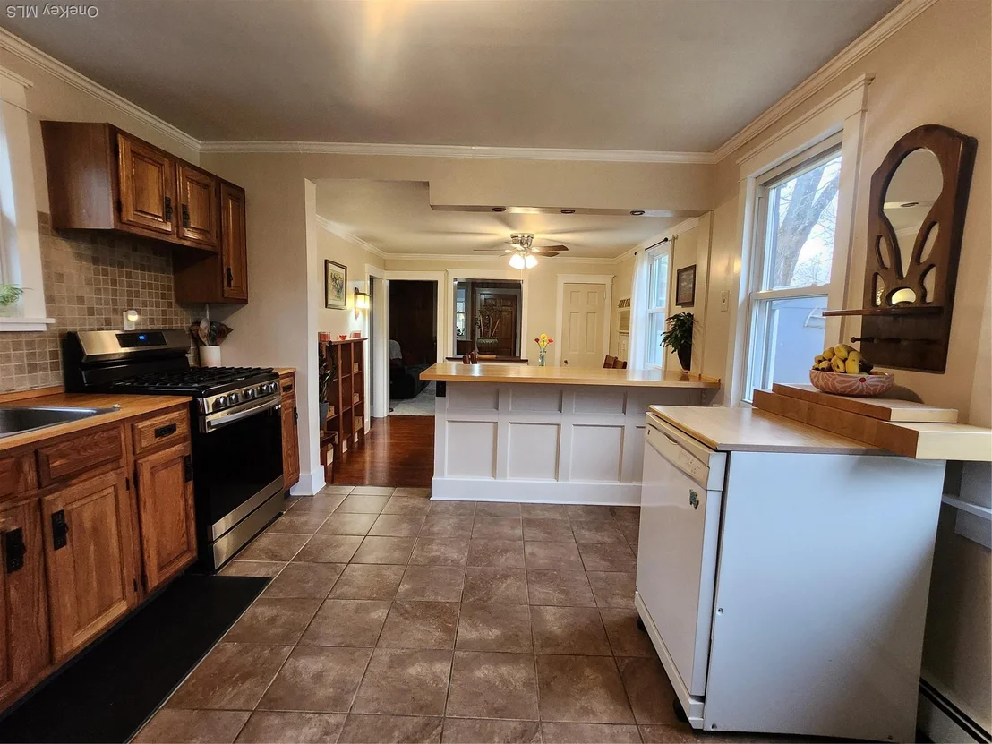 Photo of 39 W Pine Road