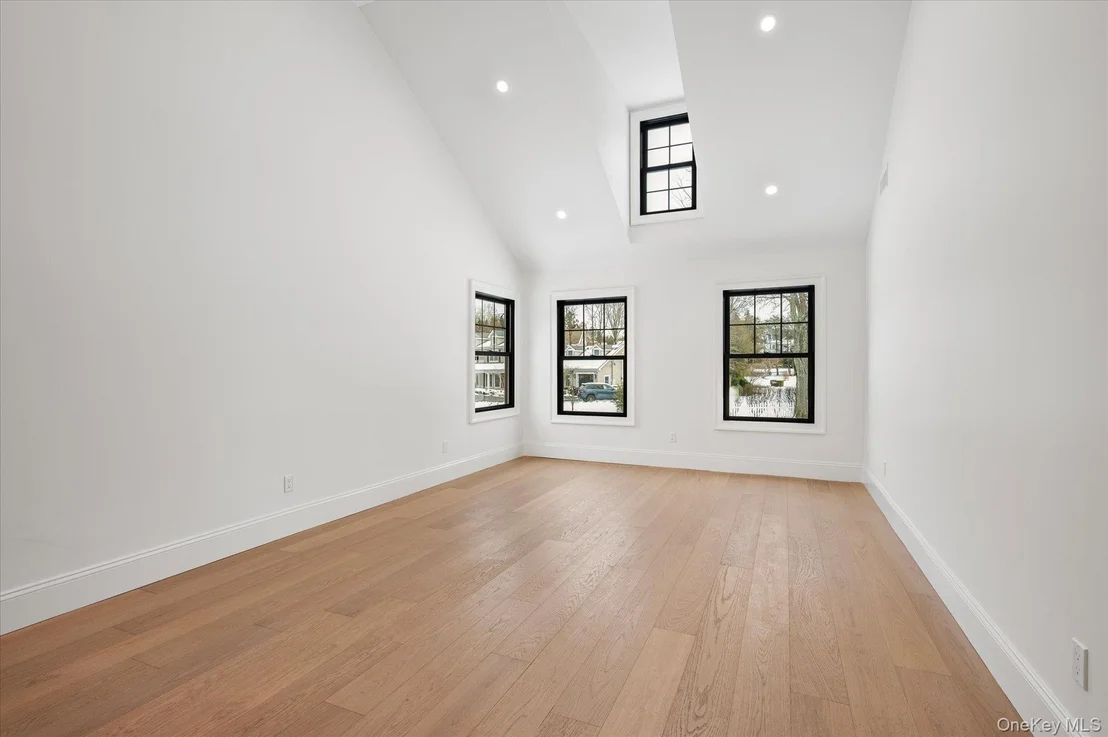 Photo of 20 Fox Hunt Lane