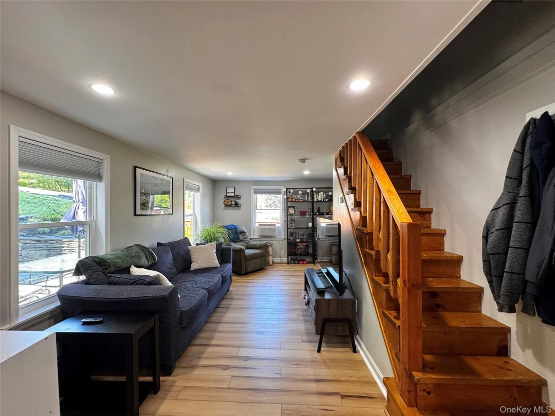 Photo of 16 Highland Avenue