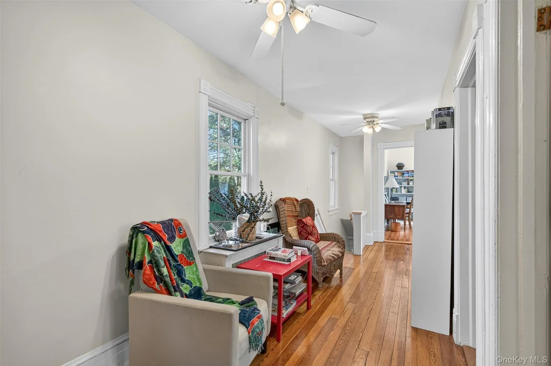 Photo of 20 Whitehouse Avenue