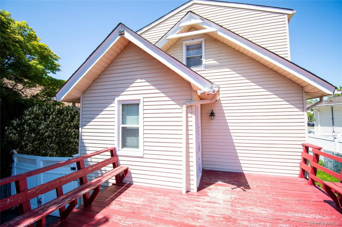 Photo of 828 Jefferson Street