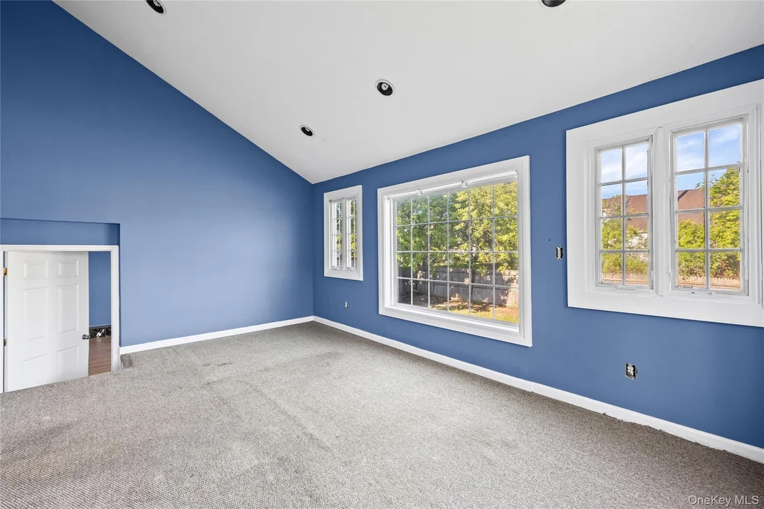Photo of 147 Branch Avenue