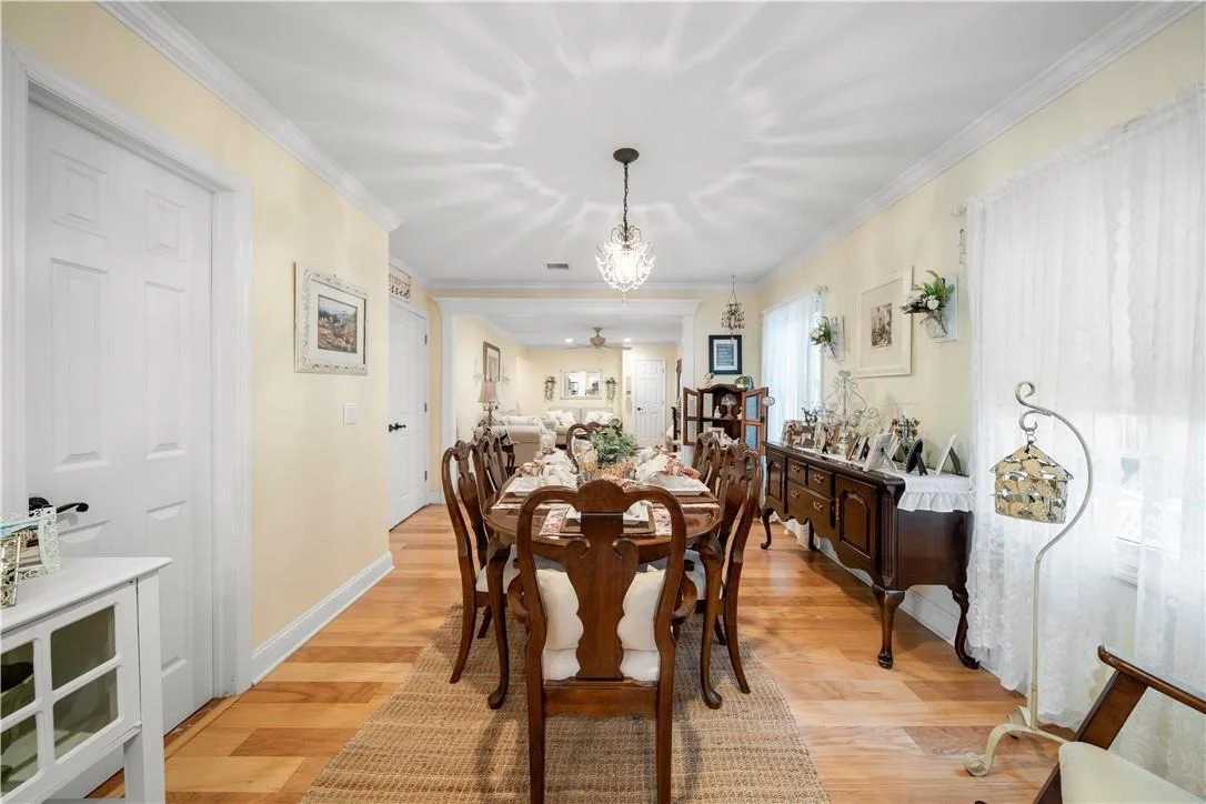 Photo of 55 Roe Avenue